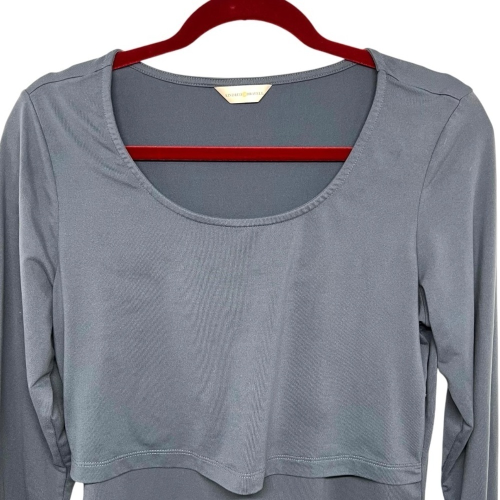 Kindred Bravely Slate Blue Maternity Post Partum Nursing Pullover Top Medium - Picture 4 of 8